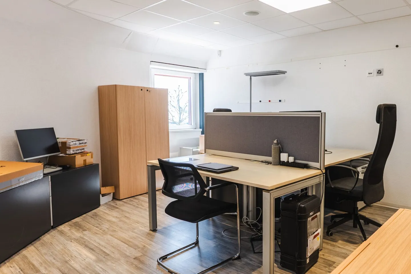 Spazio ufficio in affitto - Foto 4 di 9