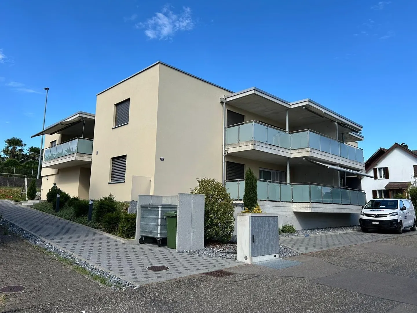 Hobby Room for Rent on Oberen Haldenstrasse in Wohlen - Photo 1 of 4