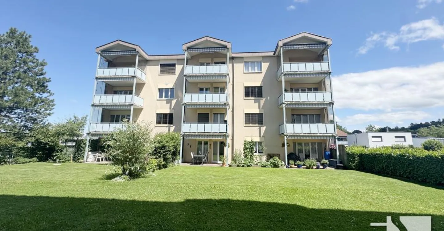 Appartement spacieux de 5 pièces - Photo 1 sur 6