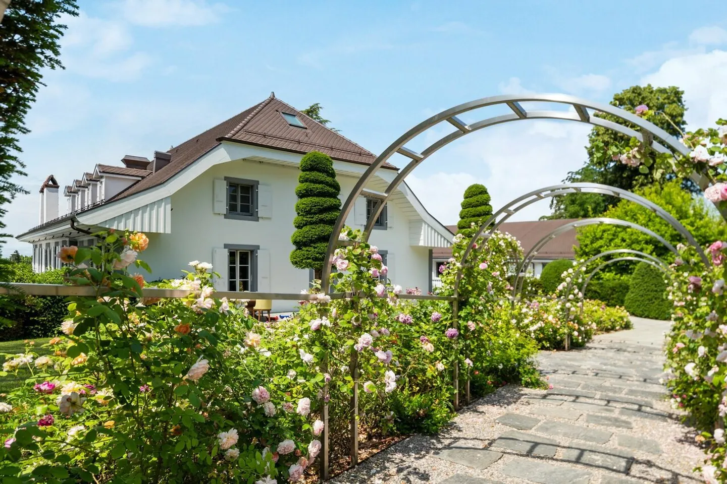 Residenza straordinaria alla periferia di Losanna - Foto 23 di 29