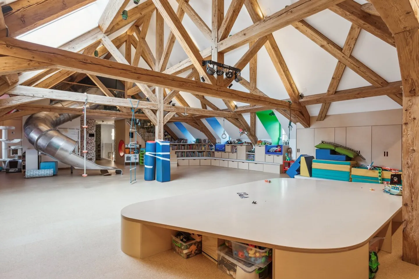 Residenza straordinaria alla periferia di Losanna - Foto 16 di 29