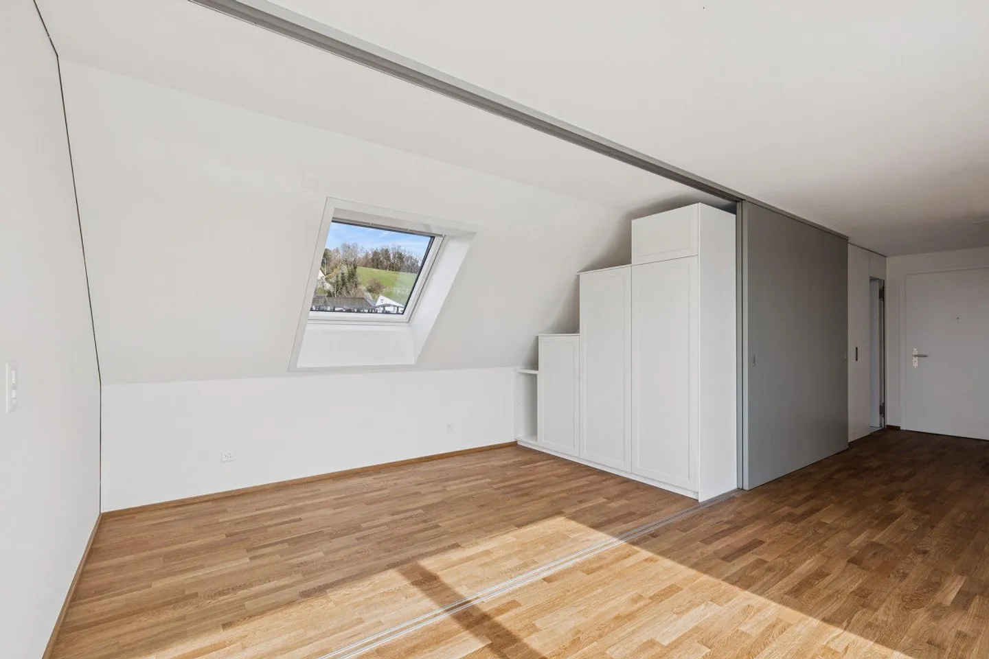 Moderner Penthouse mit spektakulärem Blick - Foto 4 von 8