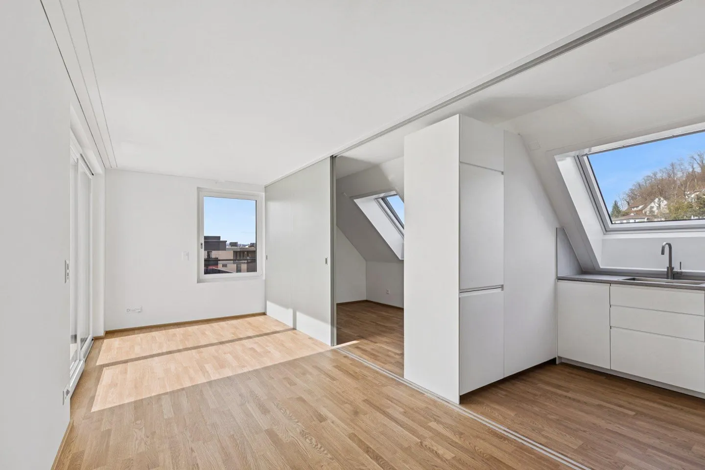 Moderner Penthouse mit spektakulärem Blick - Foto 2 von 8