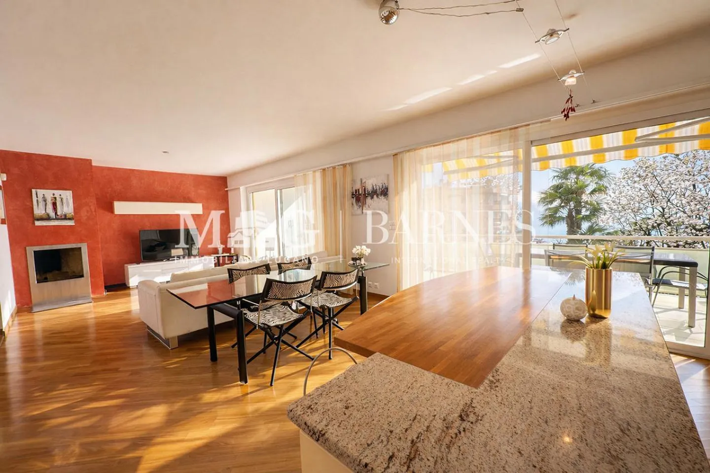 Lugano, Castagnola: 4-room apartment with lake view and private garage - Photo 4 of 9