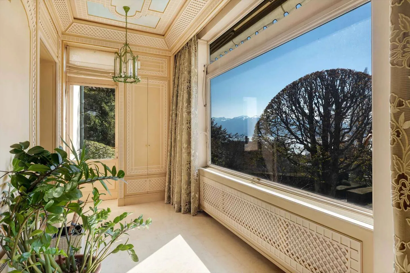 Proprietà elegante con vista dominante sulla città e sul Lago di Ginevra - Foto 11 di 13