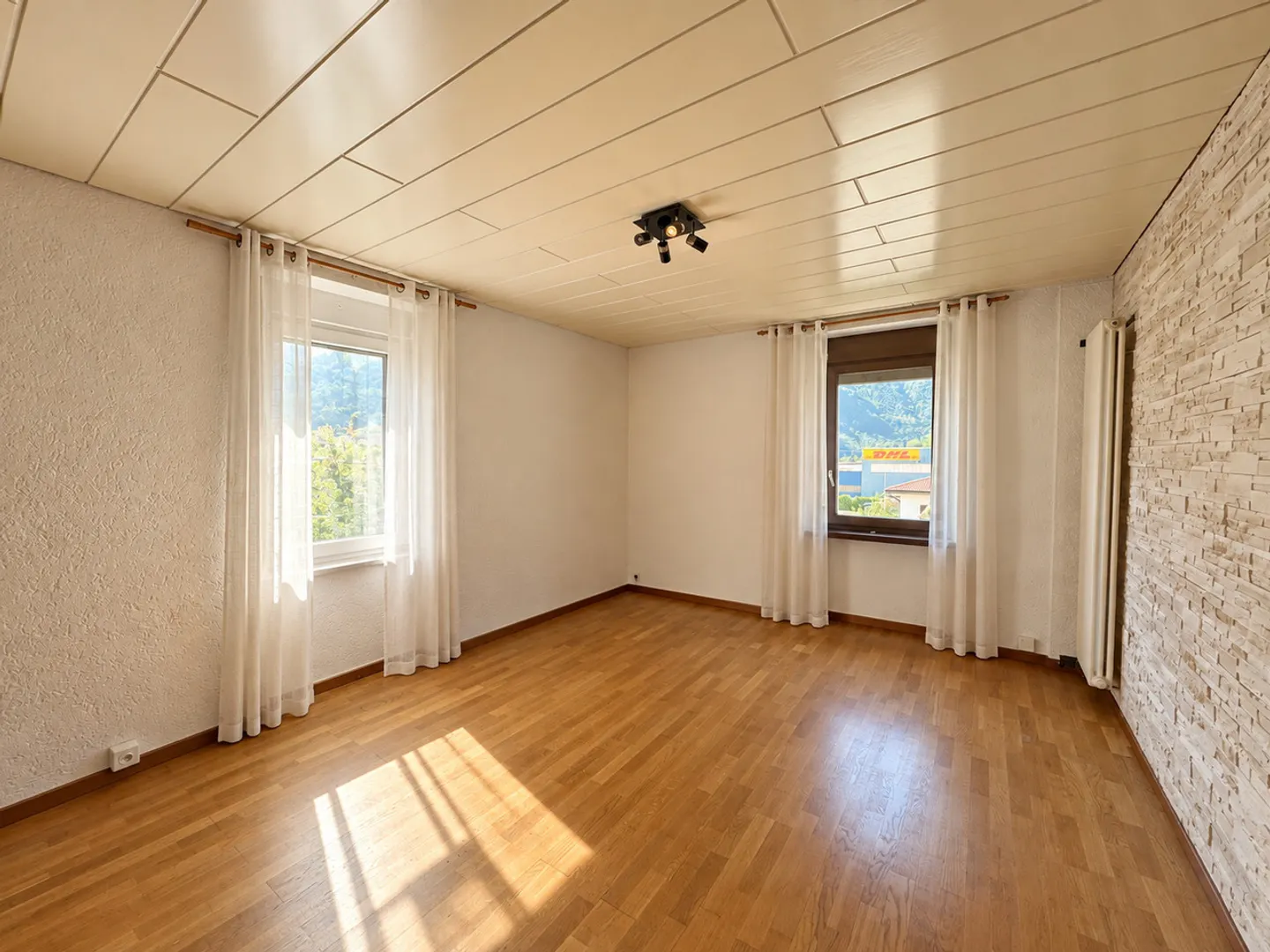 Einfamilienhaus mit Garten - Foto 8 von 12