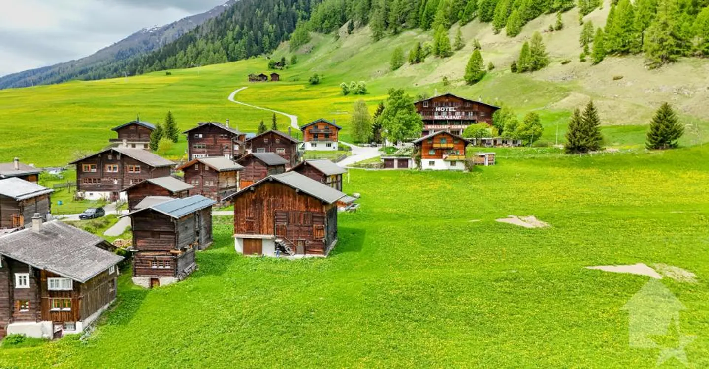 Chalet Charmant avec Potentiel d'Expansion - Photo 4 sur 11