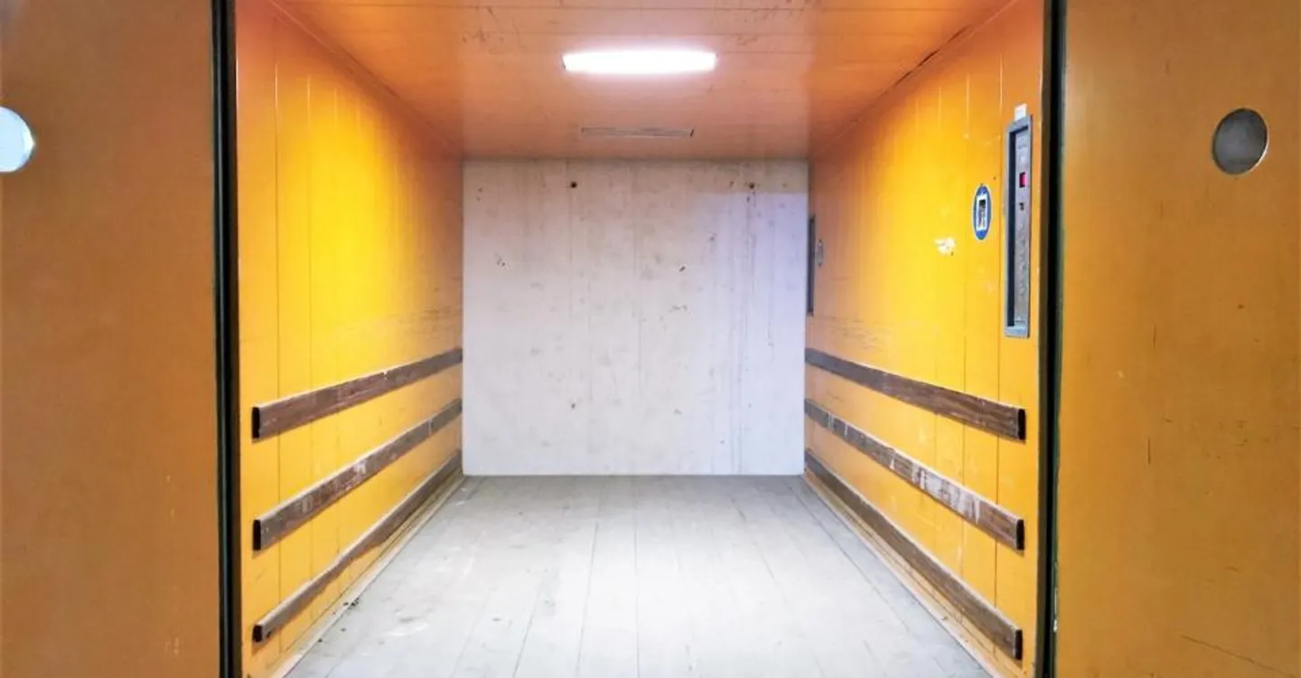 Espace Commercial Spacieux - Photo 3 sur 3