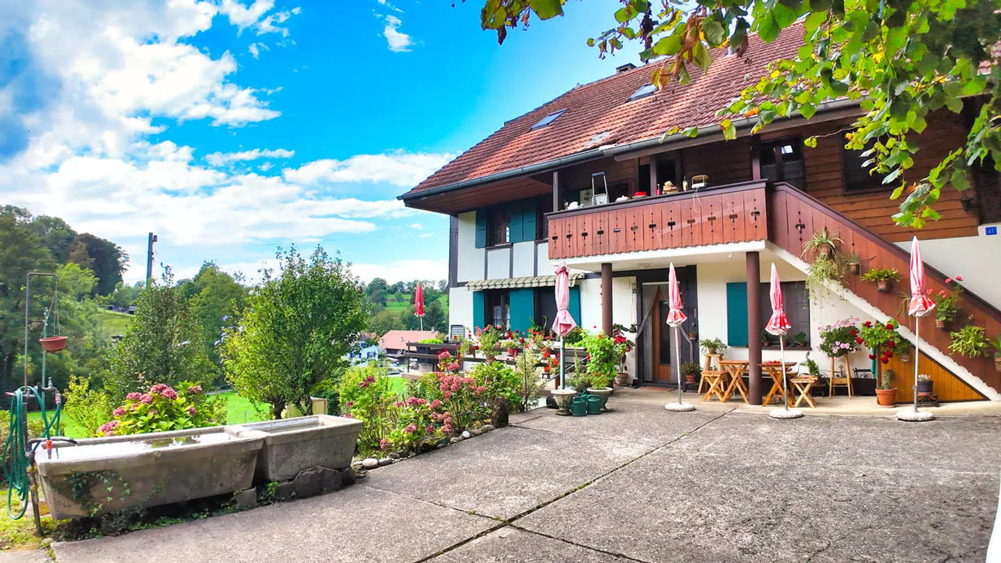 Old farmhouse with 2 apartments (no neighbors) in Chandossel / FR - Photo 7 of 25