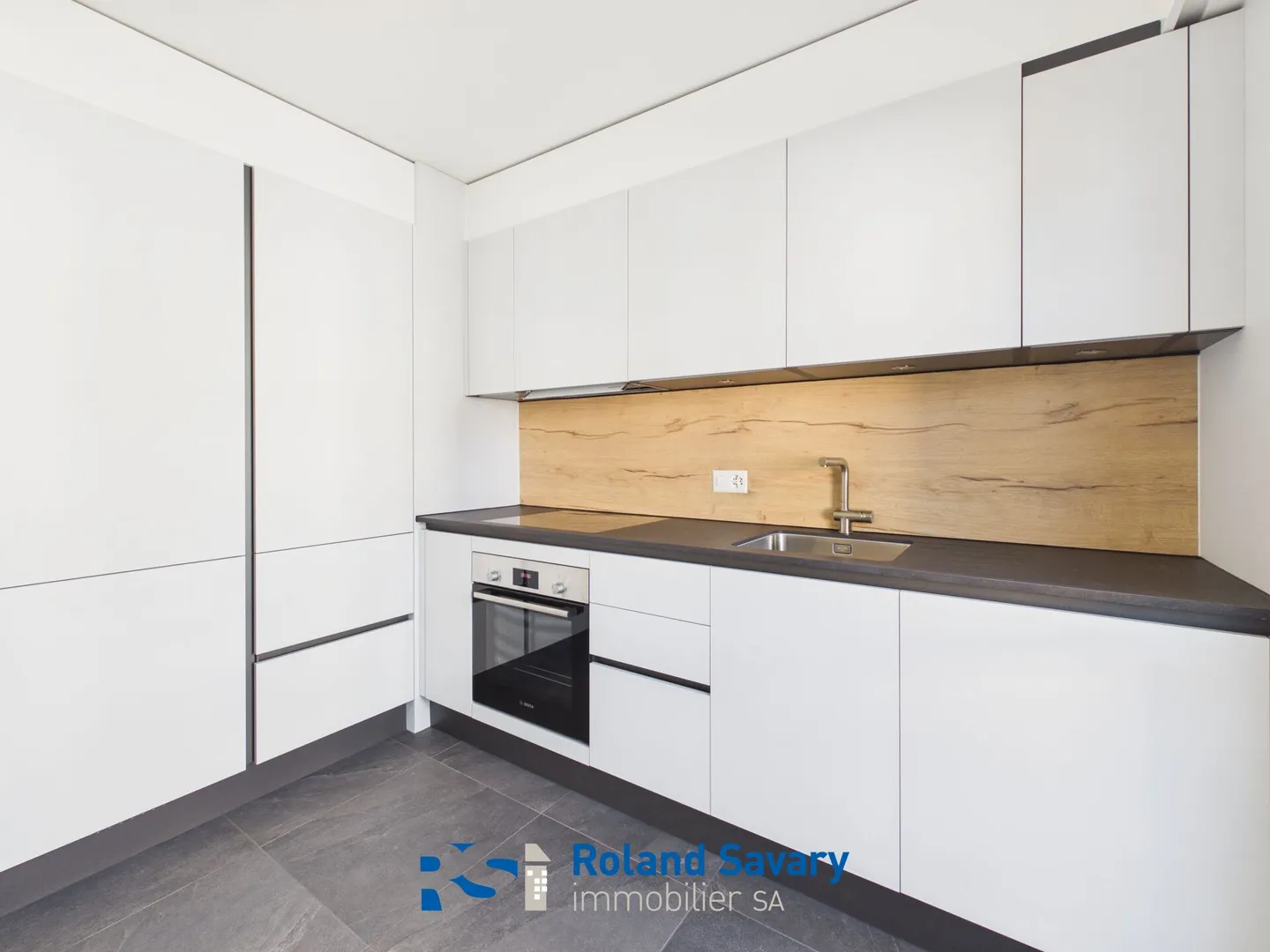 Helles Apartment mit Seeblick - Foto 3 von 14