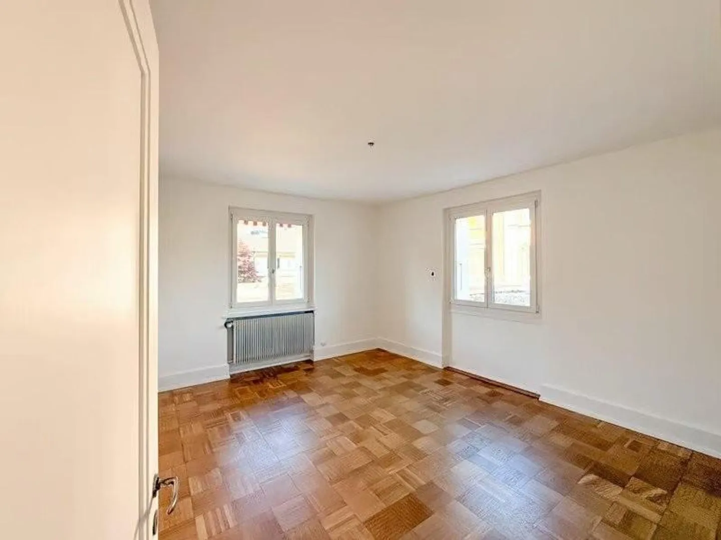 Central and Quiet - 3.5 Rooms with Terrace - Photo 4 of 9