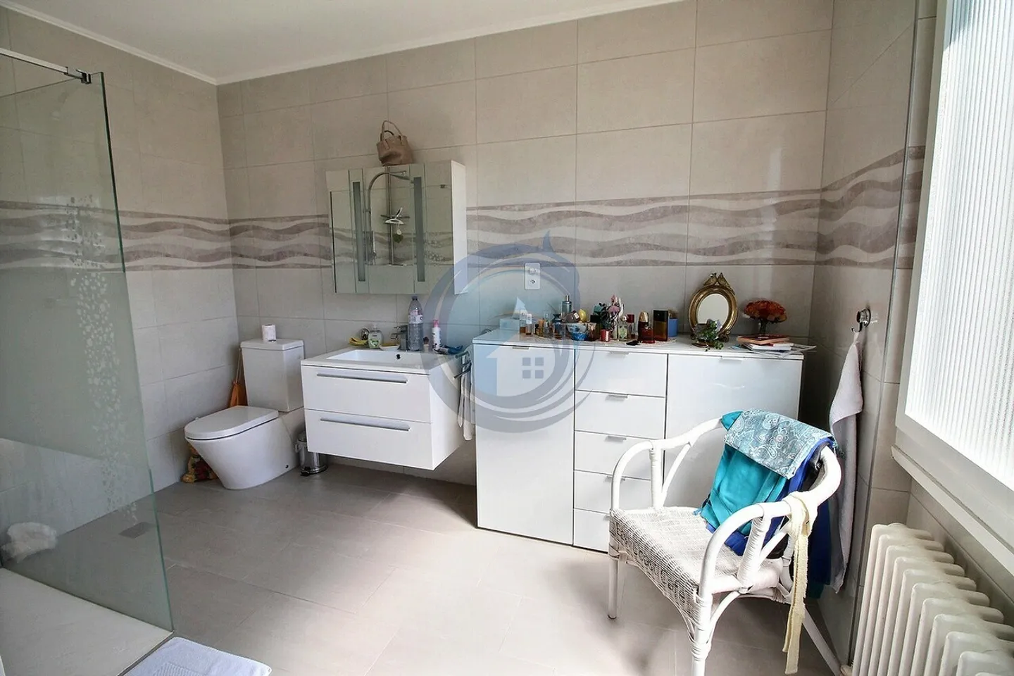 SUPERBA PROPRIETÀ CON 4 APPARTAMENTI E VISTA MOZZAFIATO SUL LAGO - Foto 13 di 17