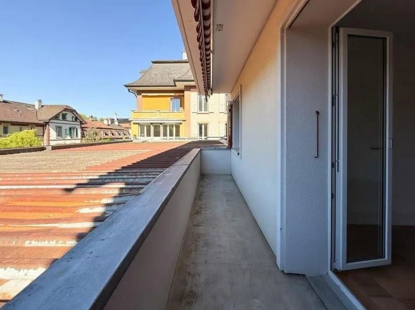 Central and Quiet - 3.5 Rooms with Terrace - Photo 8 of 9