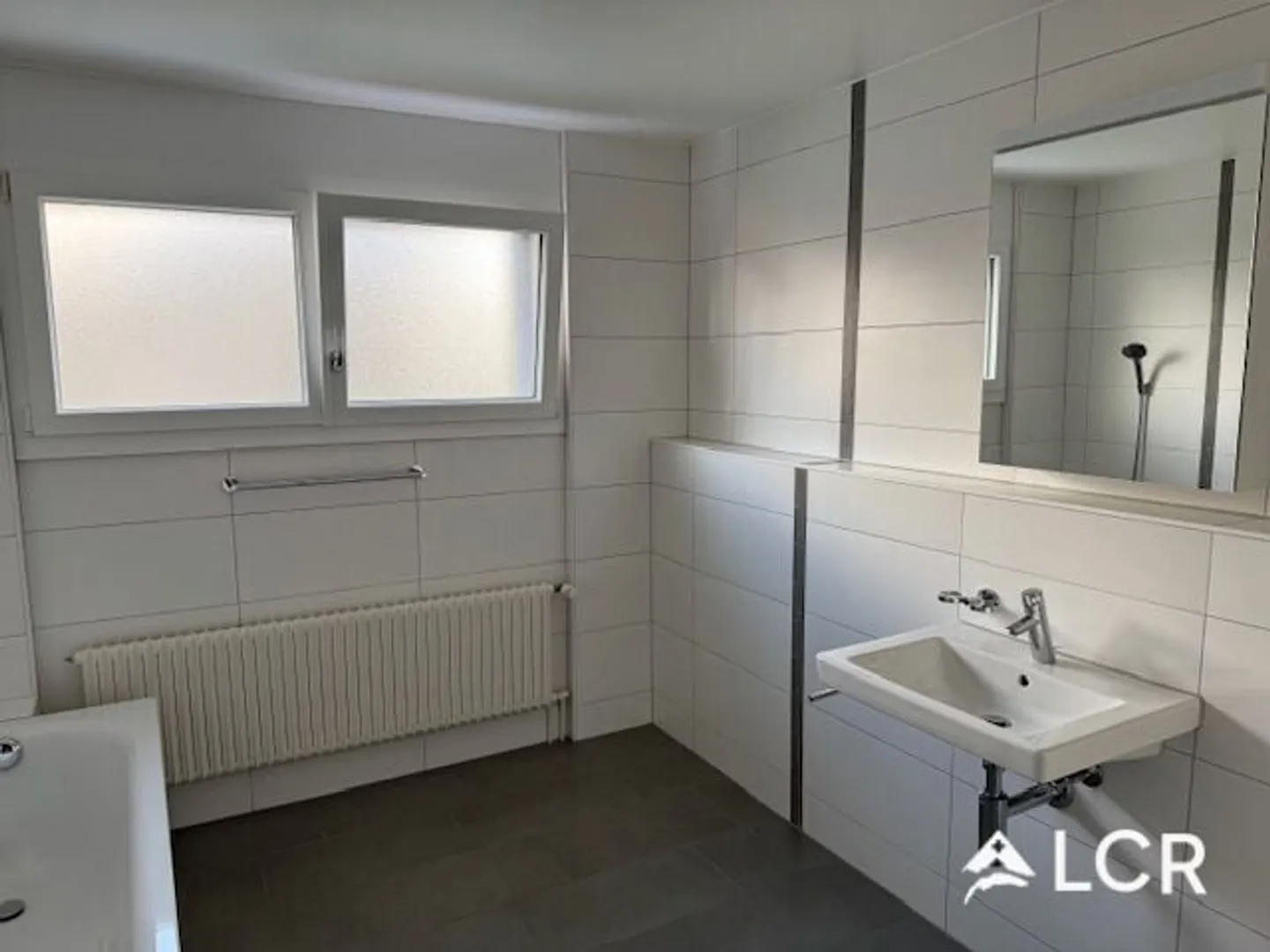 Schönes Apartment in Yverdon - Foto 4 von 11