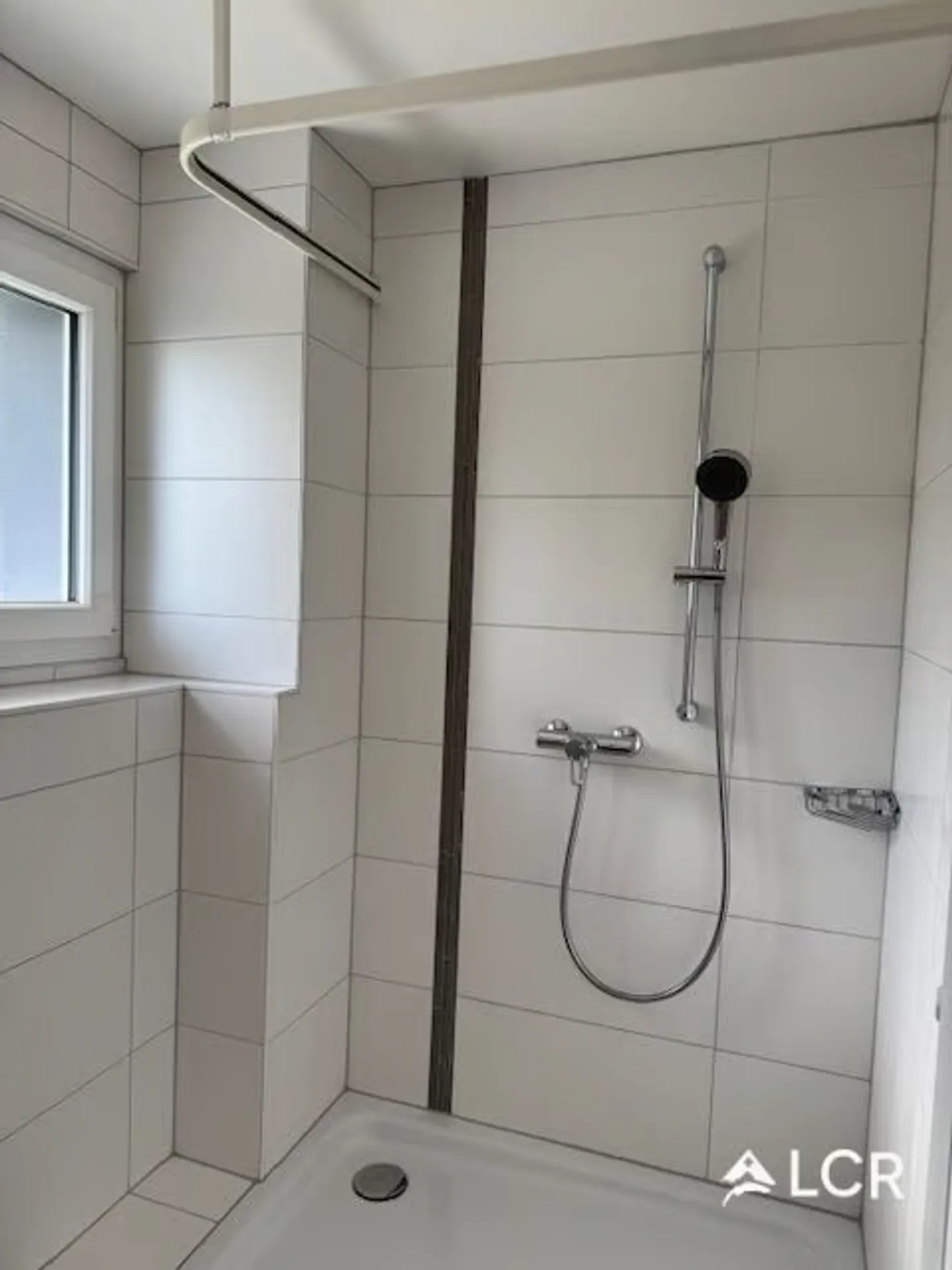 Schönes Apartment in Yverdon - Foto 5 von 11