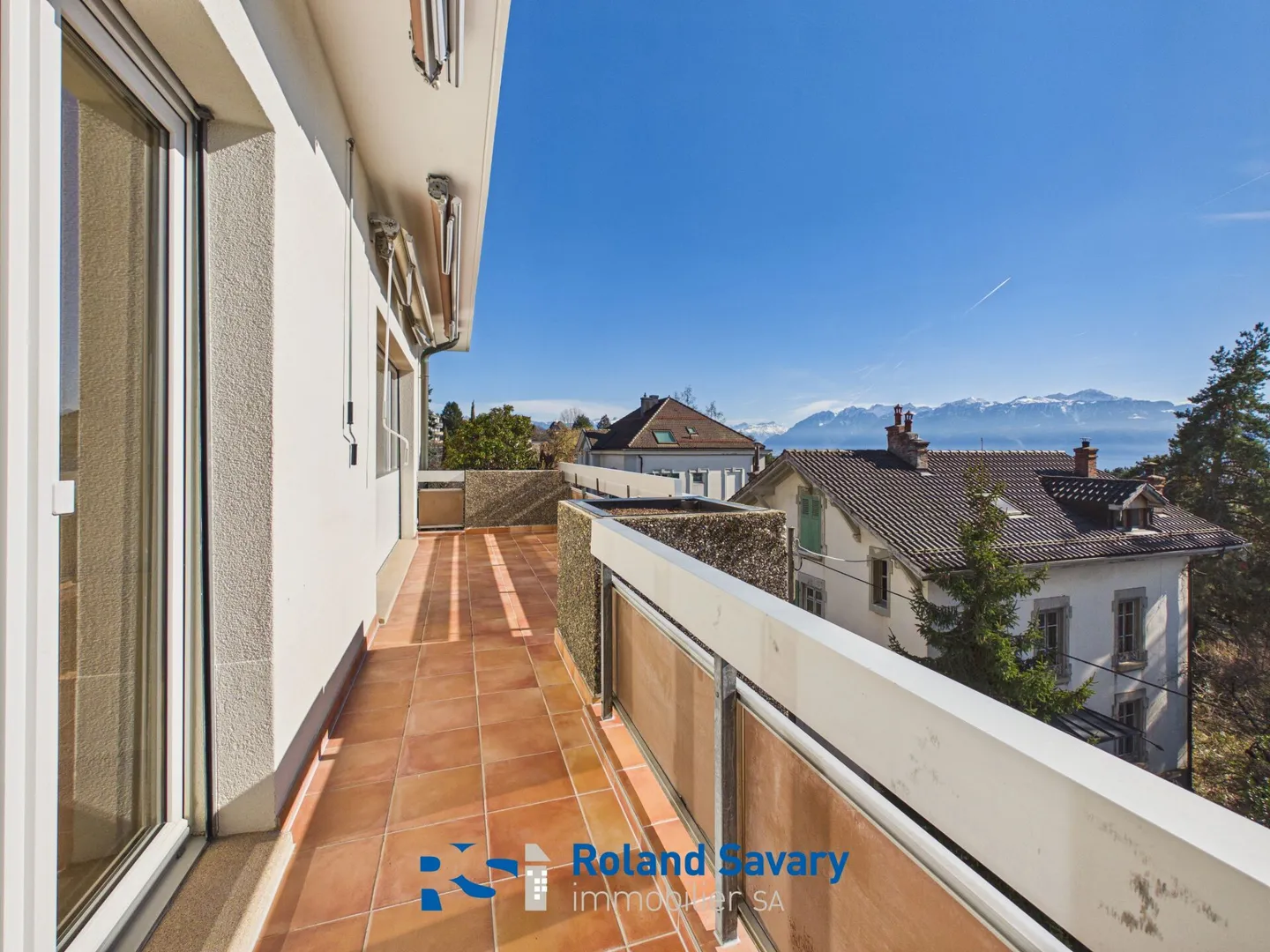 Helles Apartment mit Seeblick - Foto 11 von 14