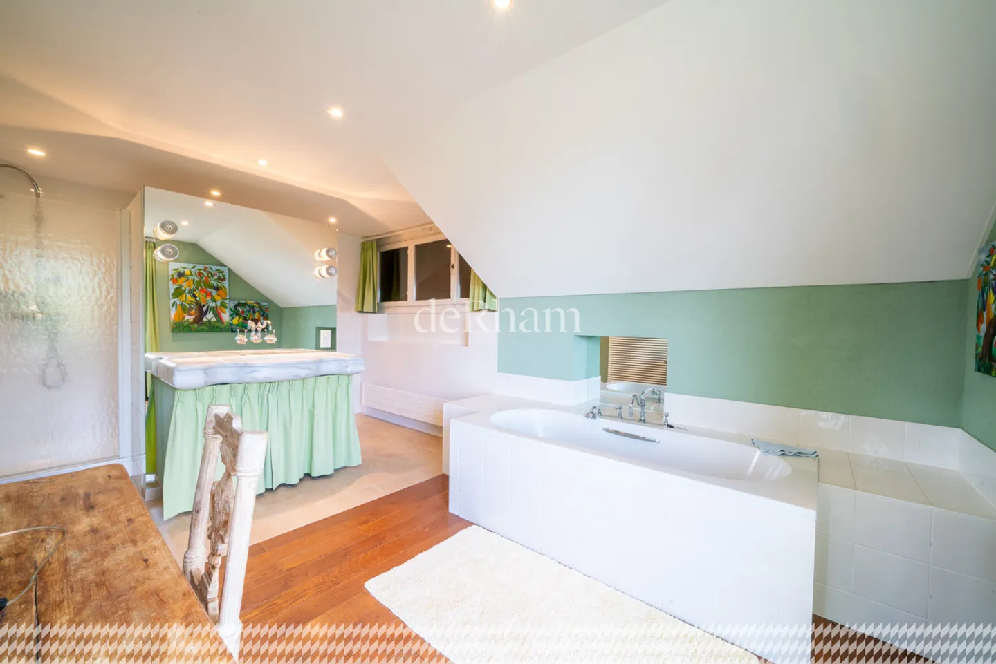 Stunning Villa in Saint-Légier - Photo 15 of 24