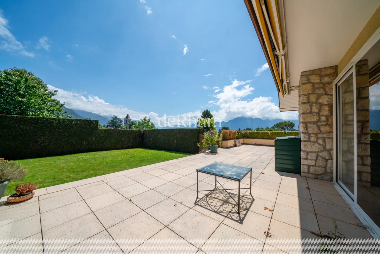 Stunning Villa in Saint-Légier - Photo 21 of 24