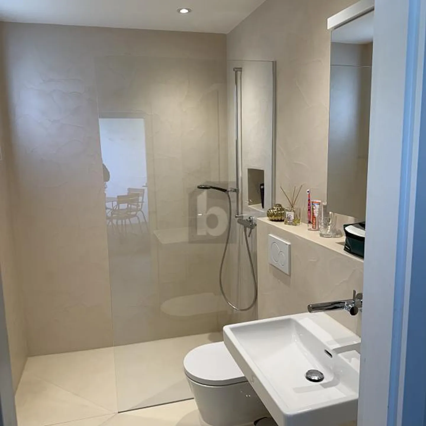 Calme et pourtant proche de la ville - Photo 4 sur 6