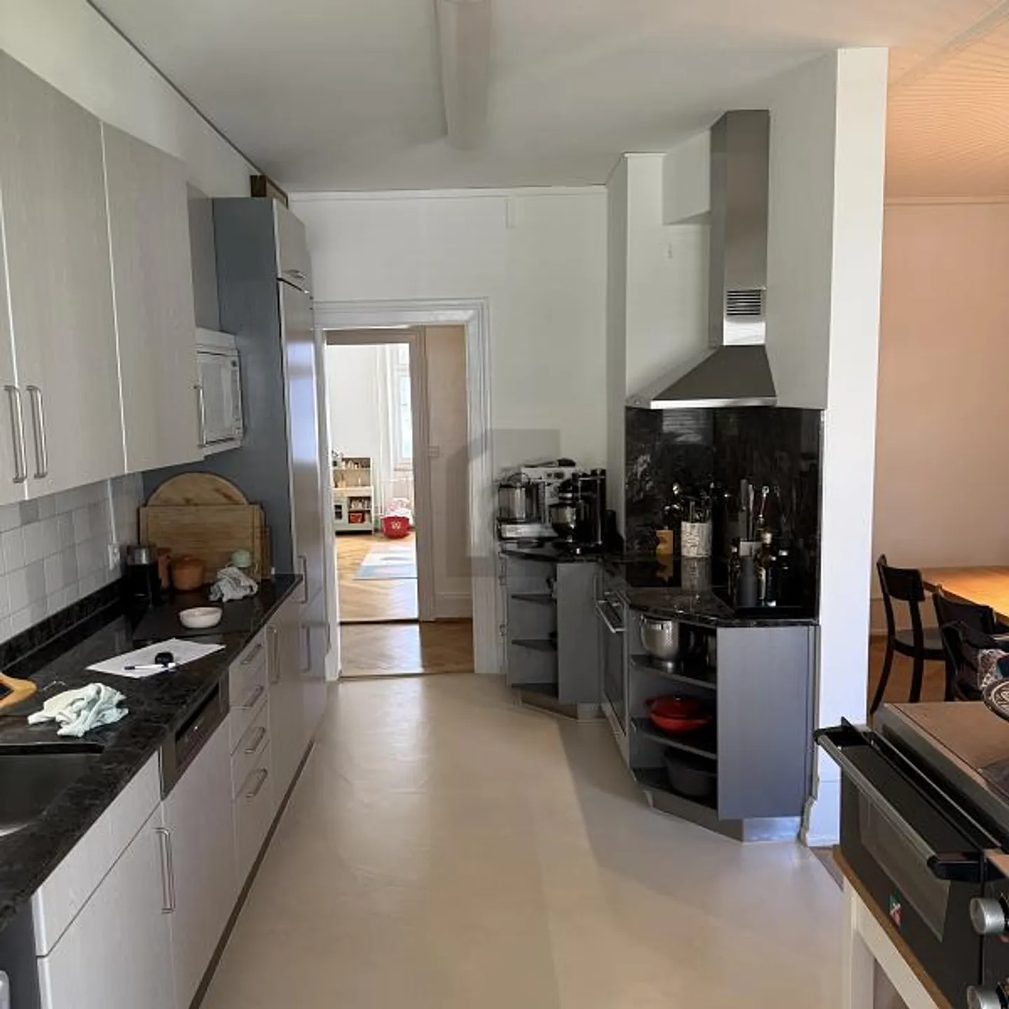 Calme et pourtant proche de la ville - Photo 5 sur 6