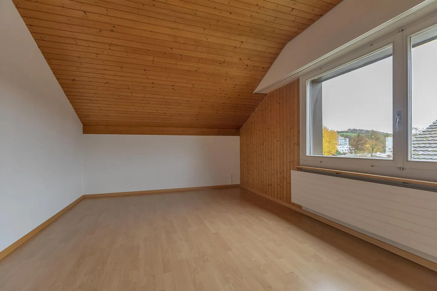 Grosszügige Dachwohnung - Foto 6 von 8