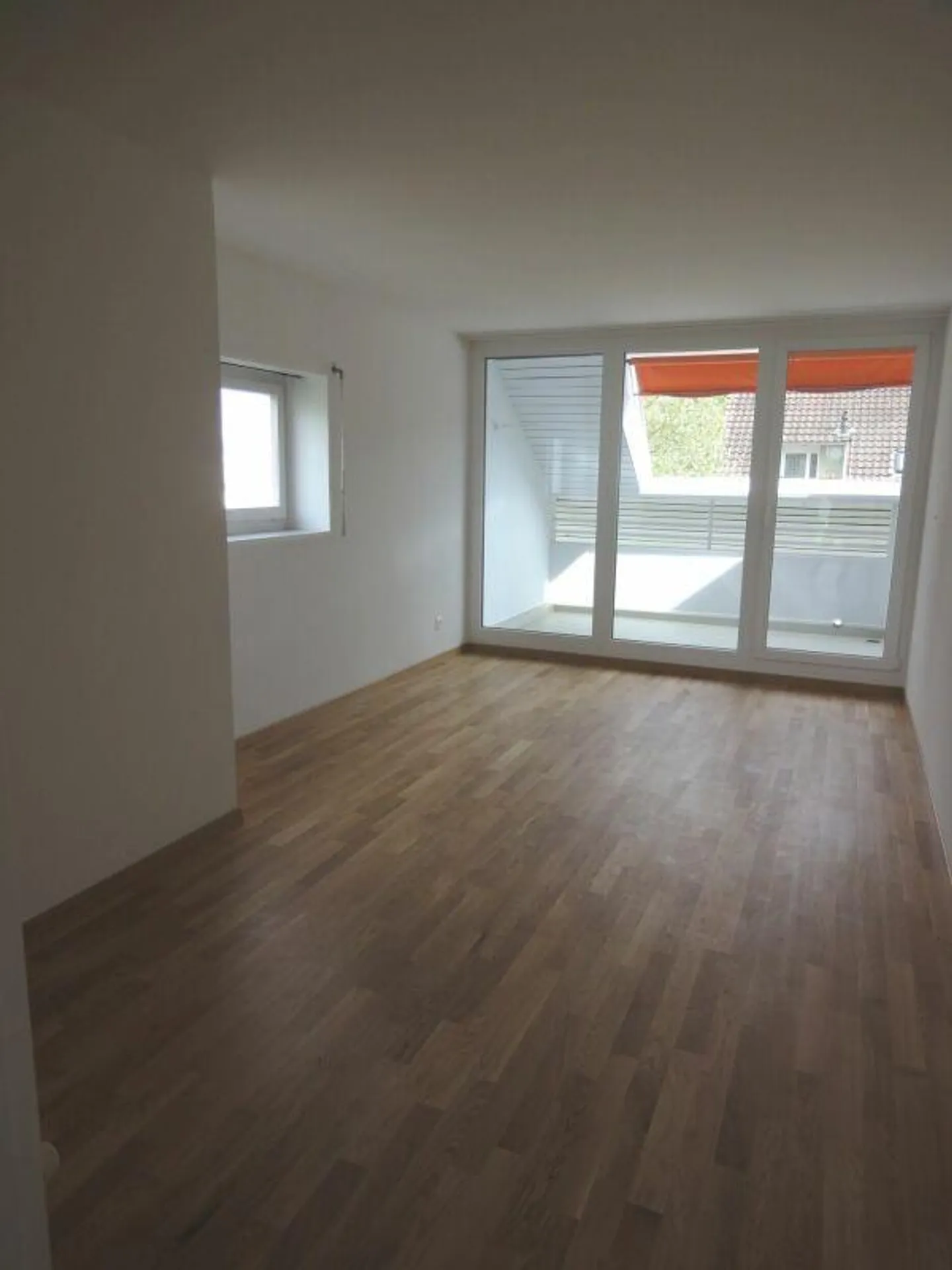 Appartamento mansardato ristrutturato - Foto 4 di 10