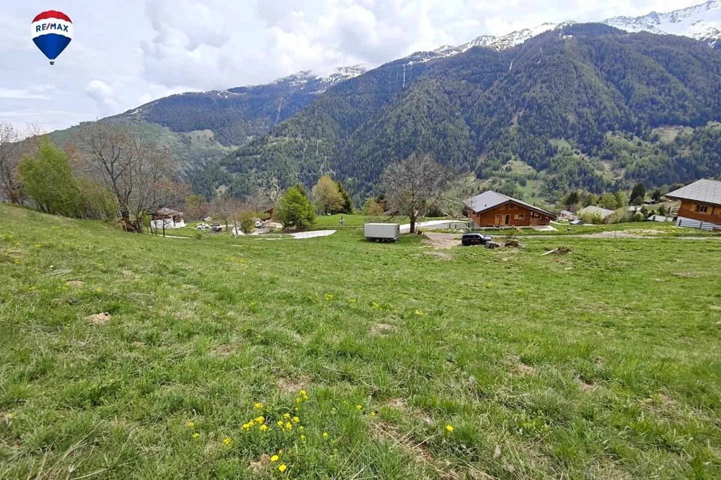Terrain à bâtir pour 1 à 2 maisons en zone H20 - Photo 7 sur 11