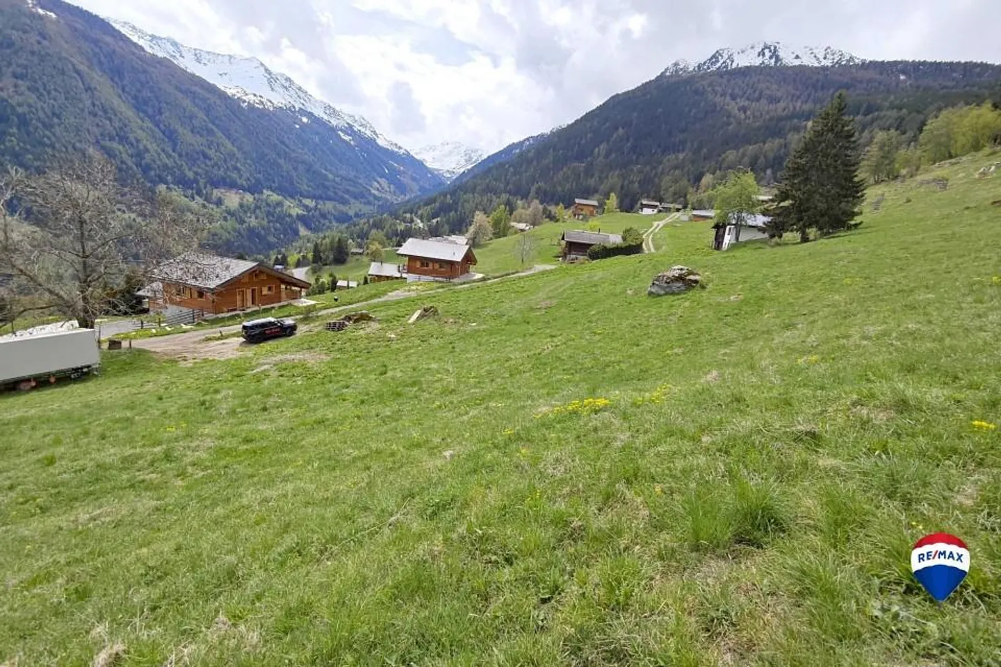 Terrain à bâtir pour 1 à 2 maisons en zone H20 - Photo 8 sur 11