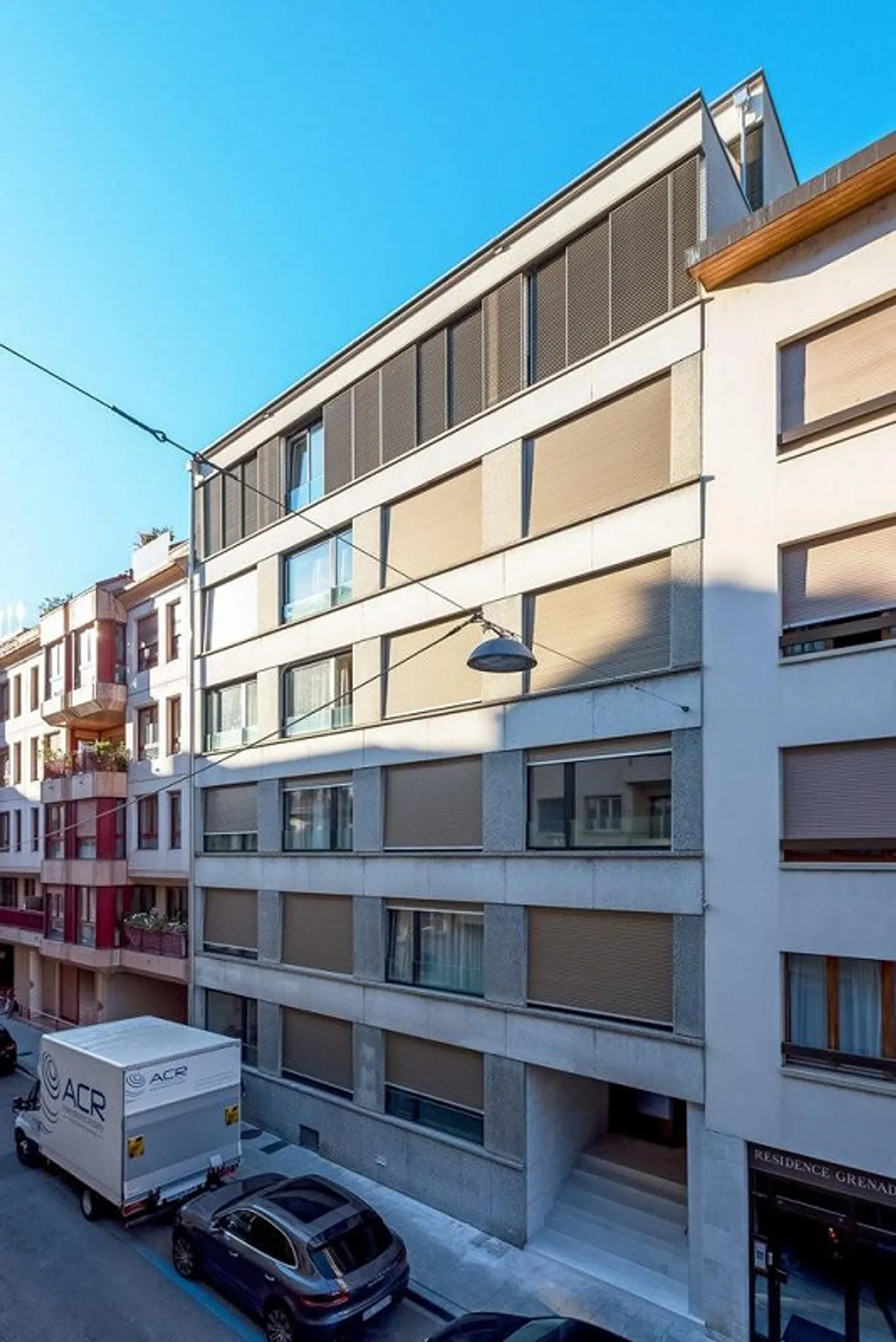 Appartement Charmant aux Eaux-Vives - Photo 1 sur 2