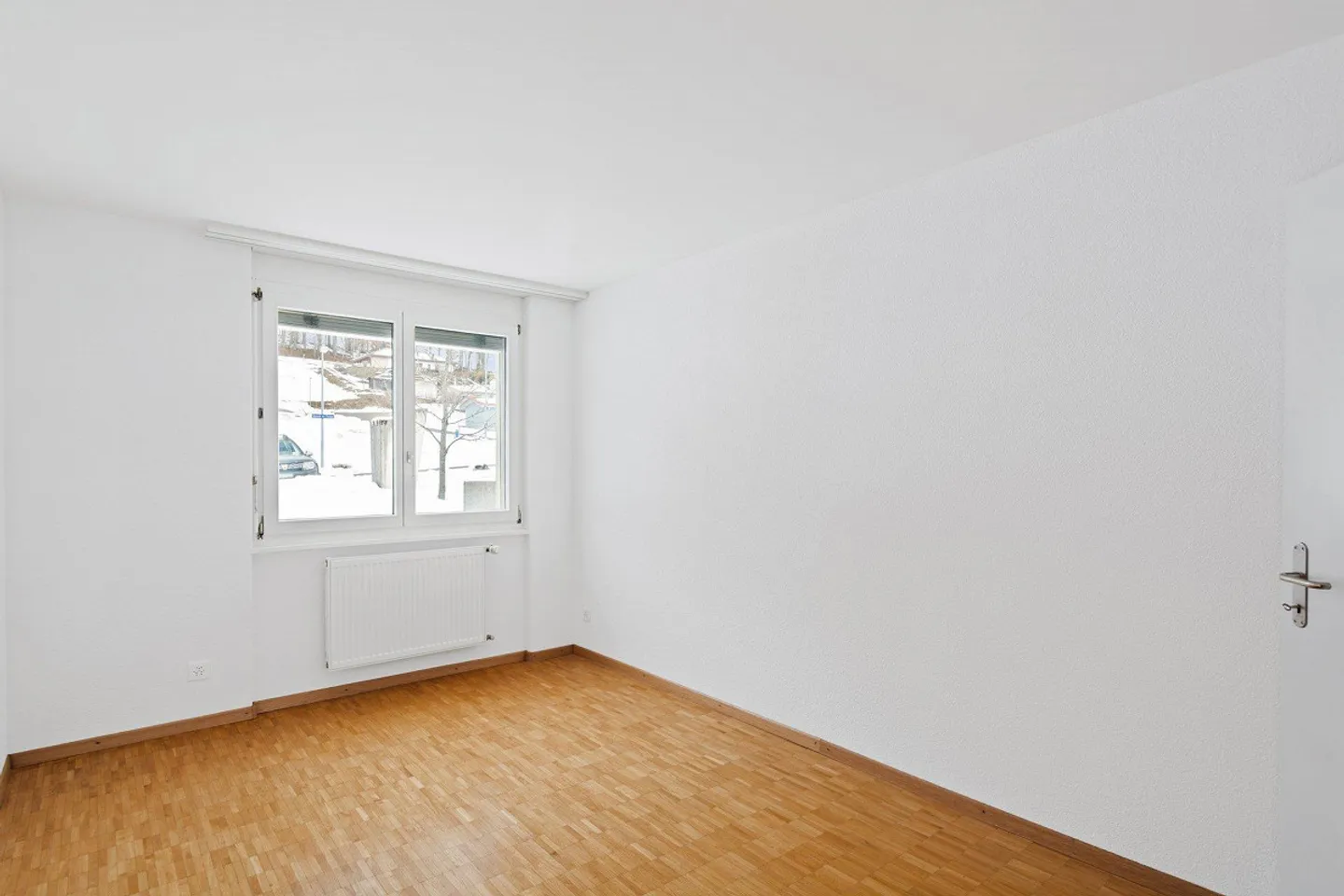 Appartamento spazioso con balcone - Foto 6 di 7