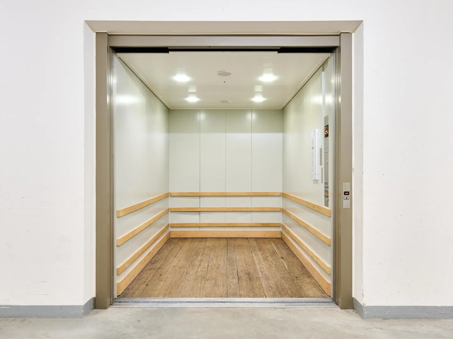 Attractive office space with terrace in Freilager Zurich, 5th floor - Photo 7 of 10