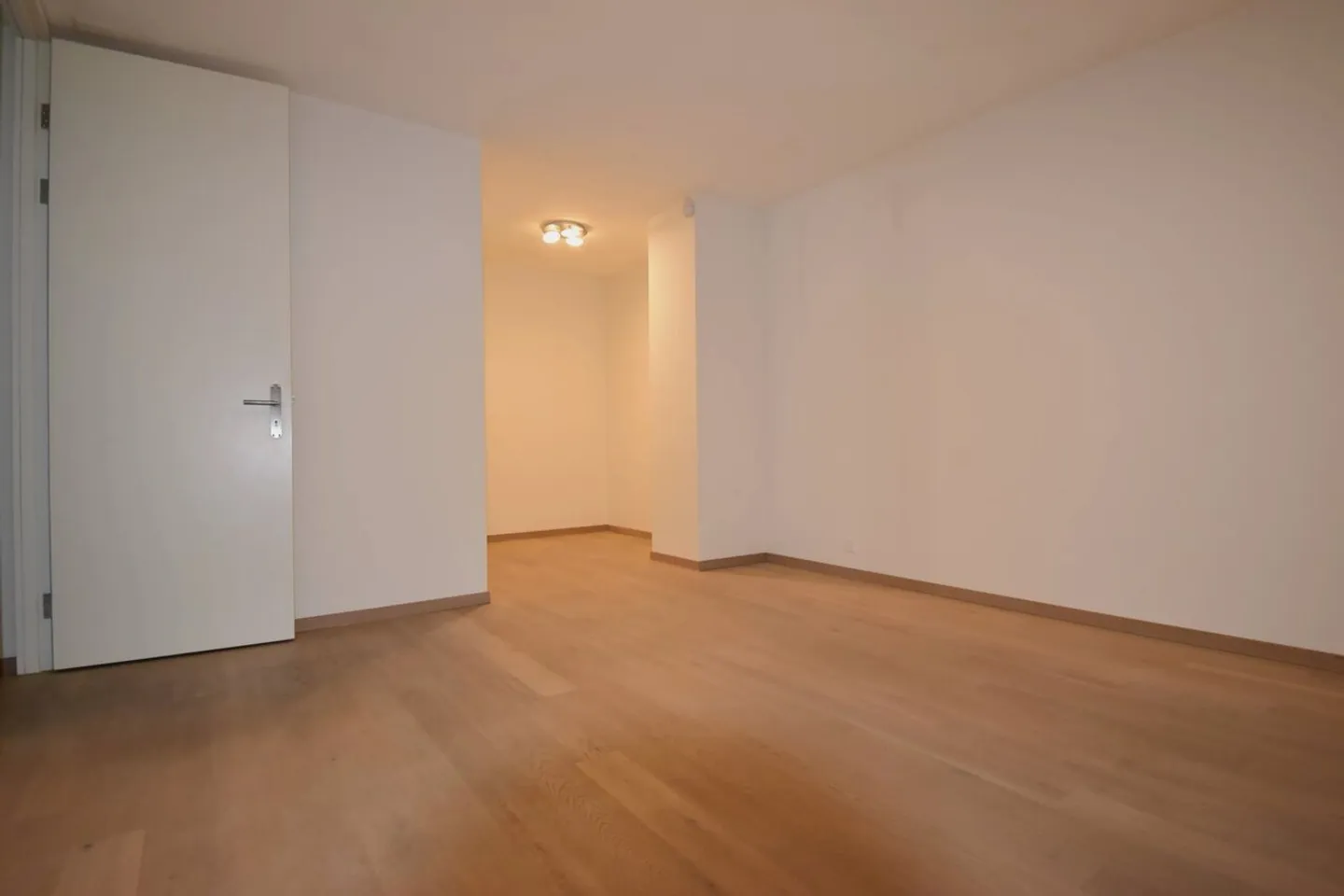 Luxurious 5.5-room apartment with high standards - Photo 6 of 10