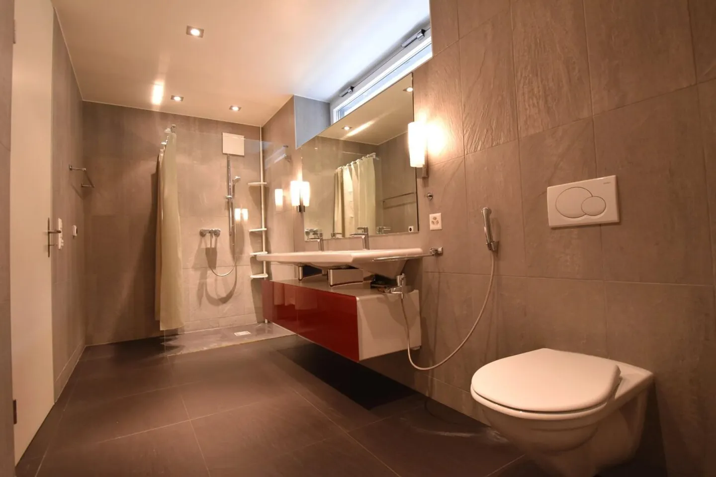 Luxurious 5.5-room apartment with high standards - Photo 7 of 10