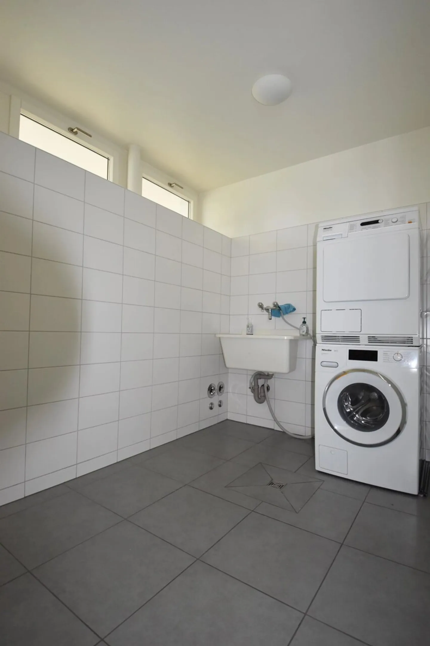Luxurious 5.5-room apartment with high standards - Photo 10 of 10