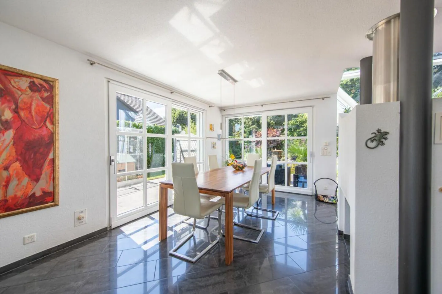 Architectural Jewel with Gallery, Garden Paradise and Natural Pond - Photo 4 of 26
