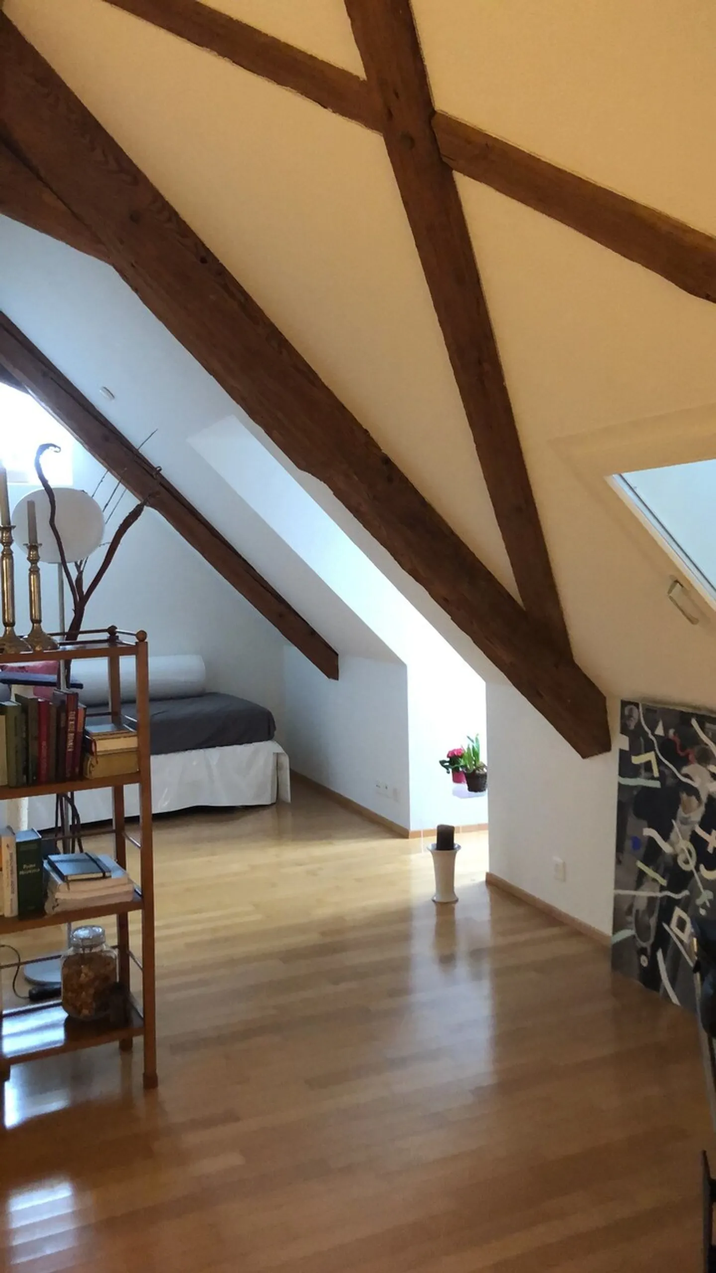 Charmante Dachgeschosswohnung in Luzern - Foto 7 von 7