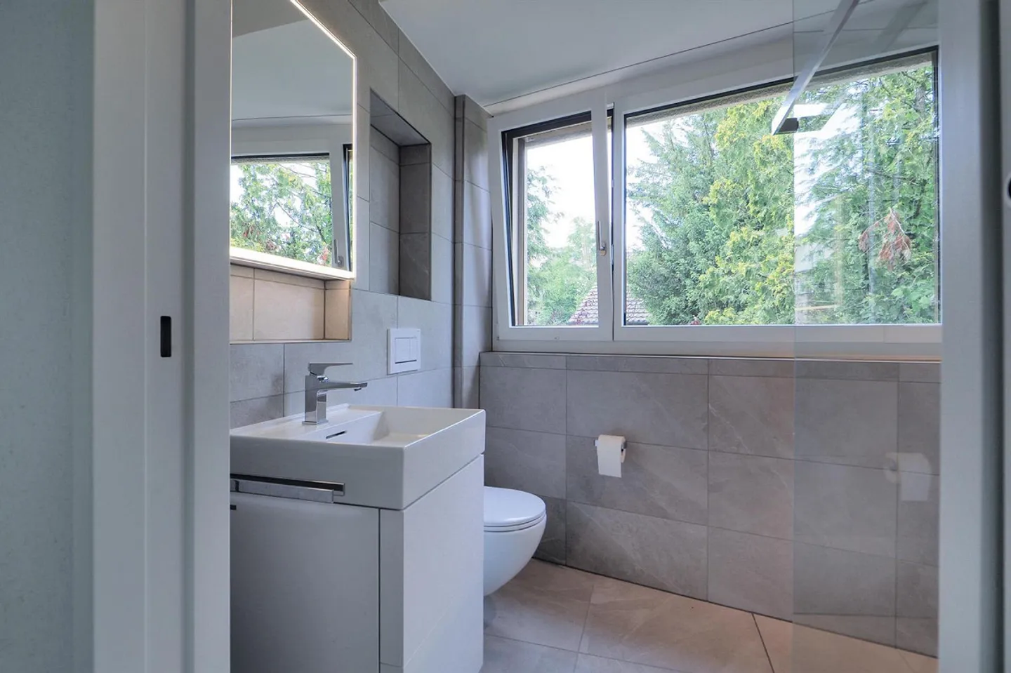 4.5 Room Apartment in Rüschlikon - Photo 12 of 13
