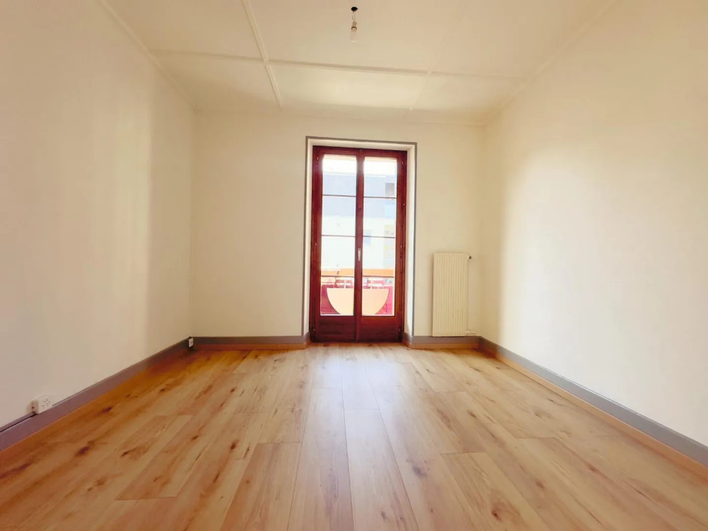 Appartement de 4.5 pièces situé au centre de Fully - Photo 4 sur 7