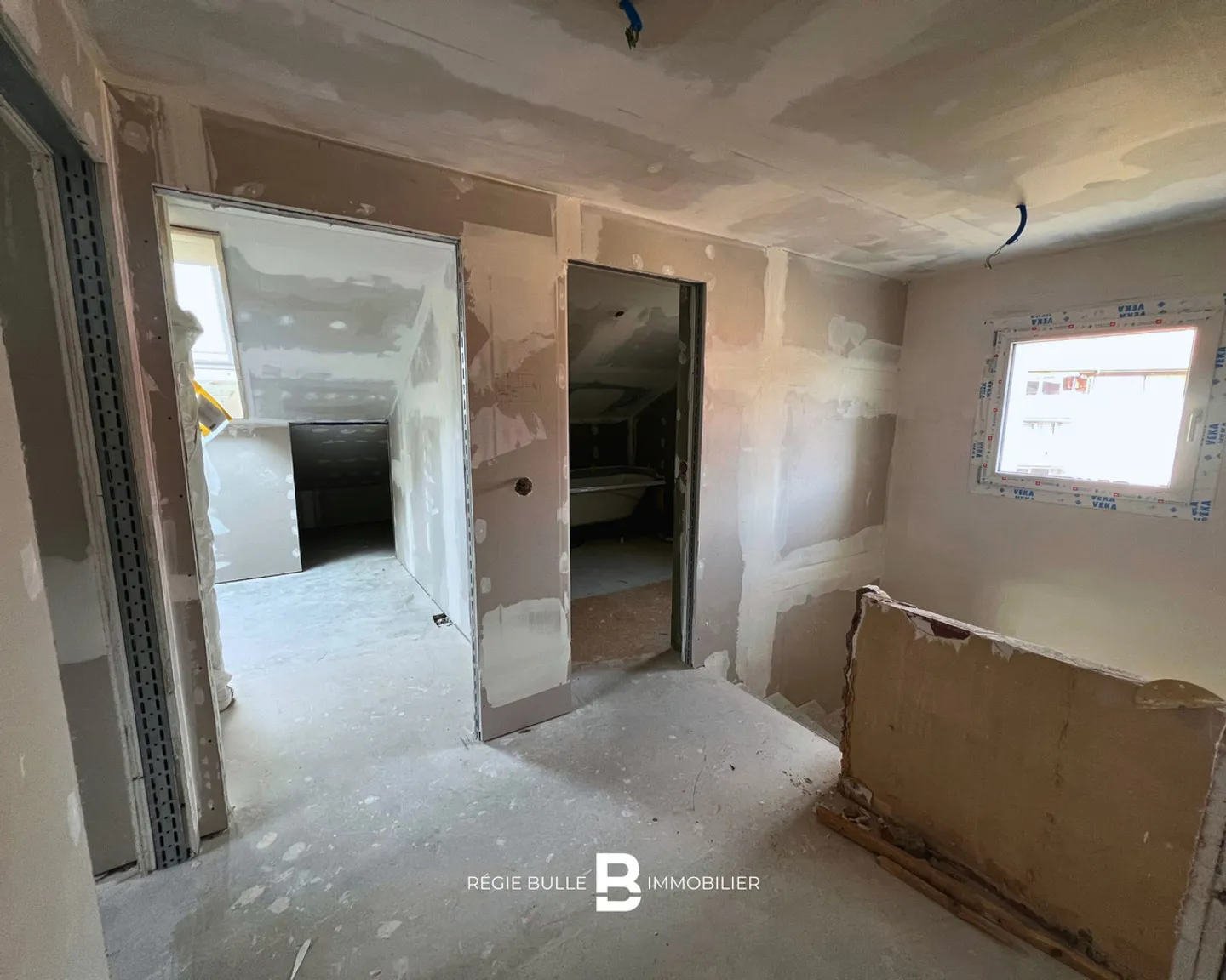 La Tour-de-Trême - Magnifica villa ristrutturata in un quartiere tranquillo - Foto 8 di 16