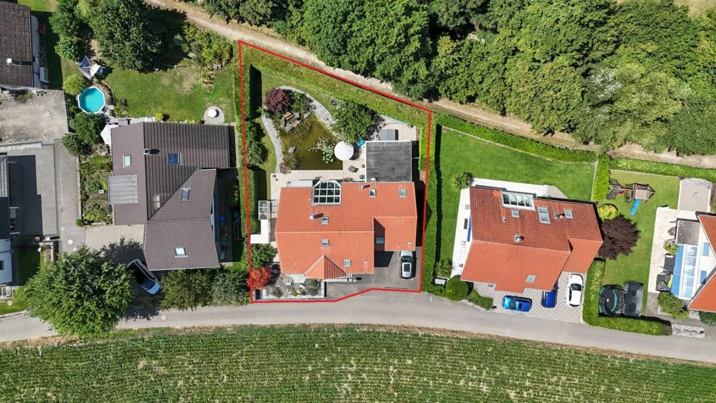 Architectural Jewel with Gallery, Garden Paradise and Natural Pond - Photo 26 of 26