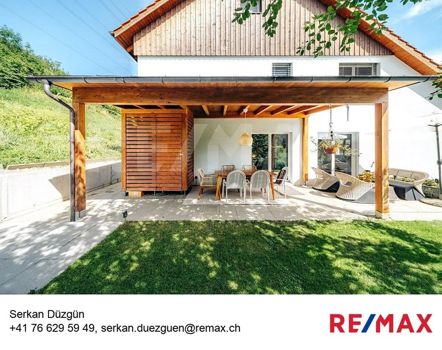 Living with added value – exclusive semi-detached family house with a separate apartment - Photo 1 of 13