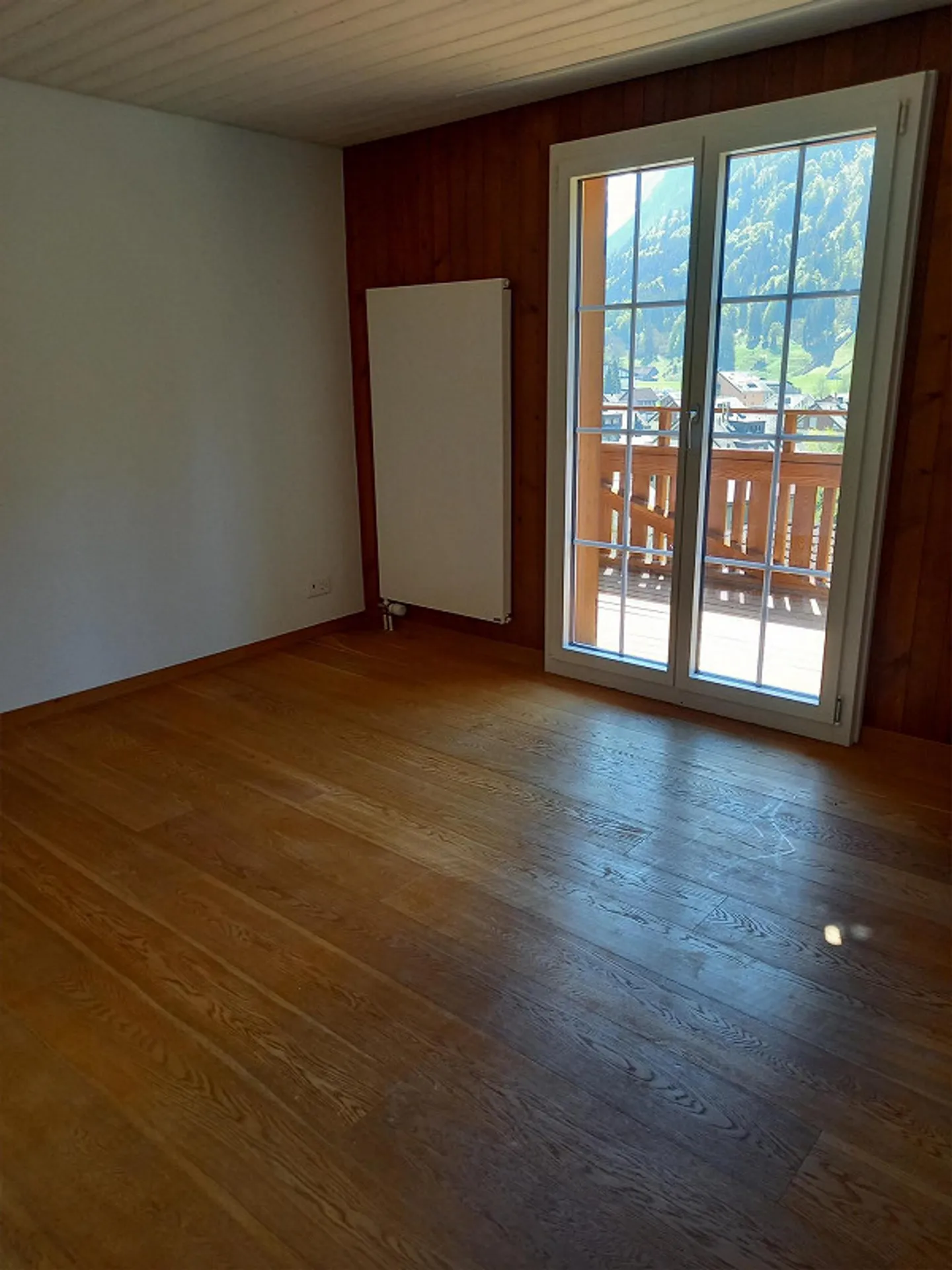 Bel appartement en duplex de 4.5 pièces dans un endroit ensoleillé - Photo 9 sur 12