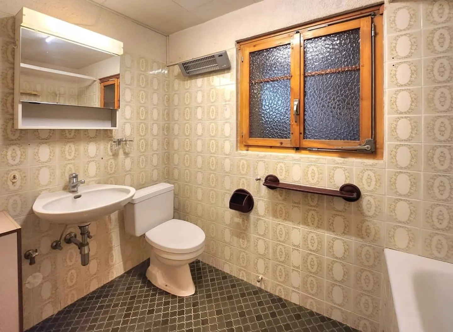 House with great renovation potential and panoramic view in Trogne (St-Martin) - Photo 13 of 13