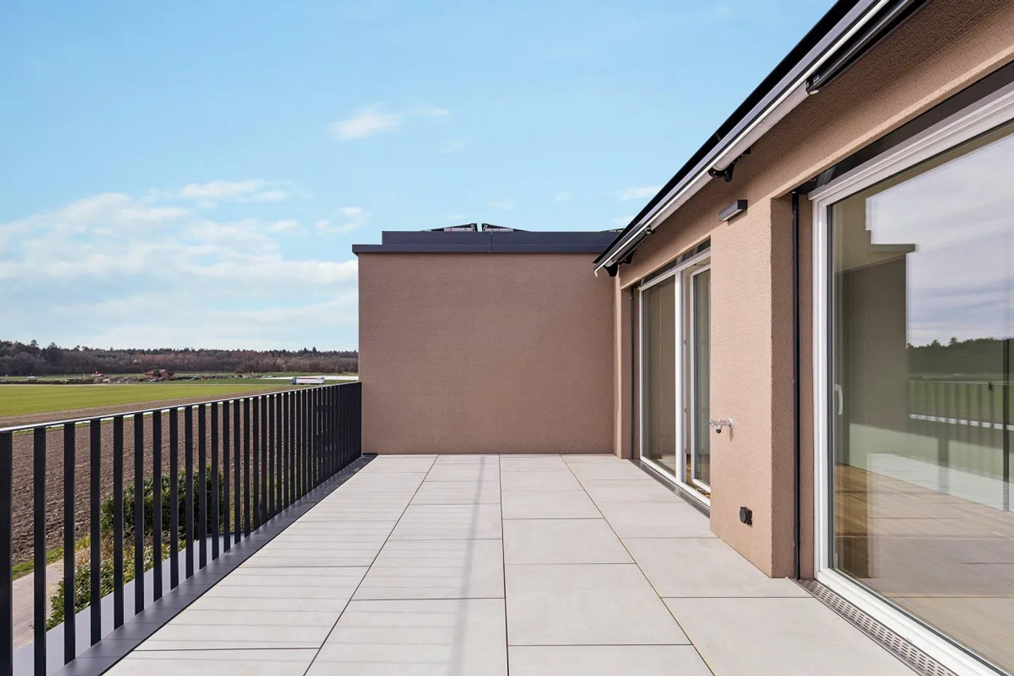 PREMIÈRE OCCUPATION : Vie exclusive avec grande terrasse et vue dégagée - Photo 8 sur 10