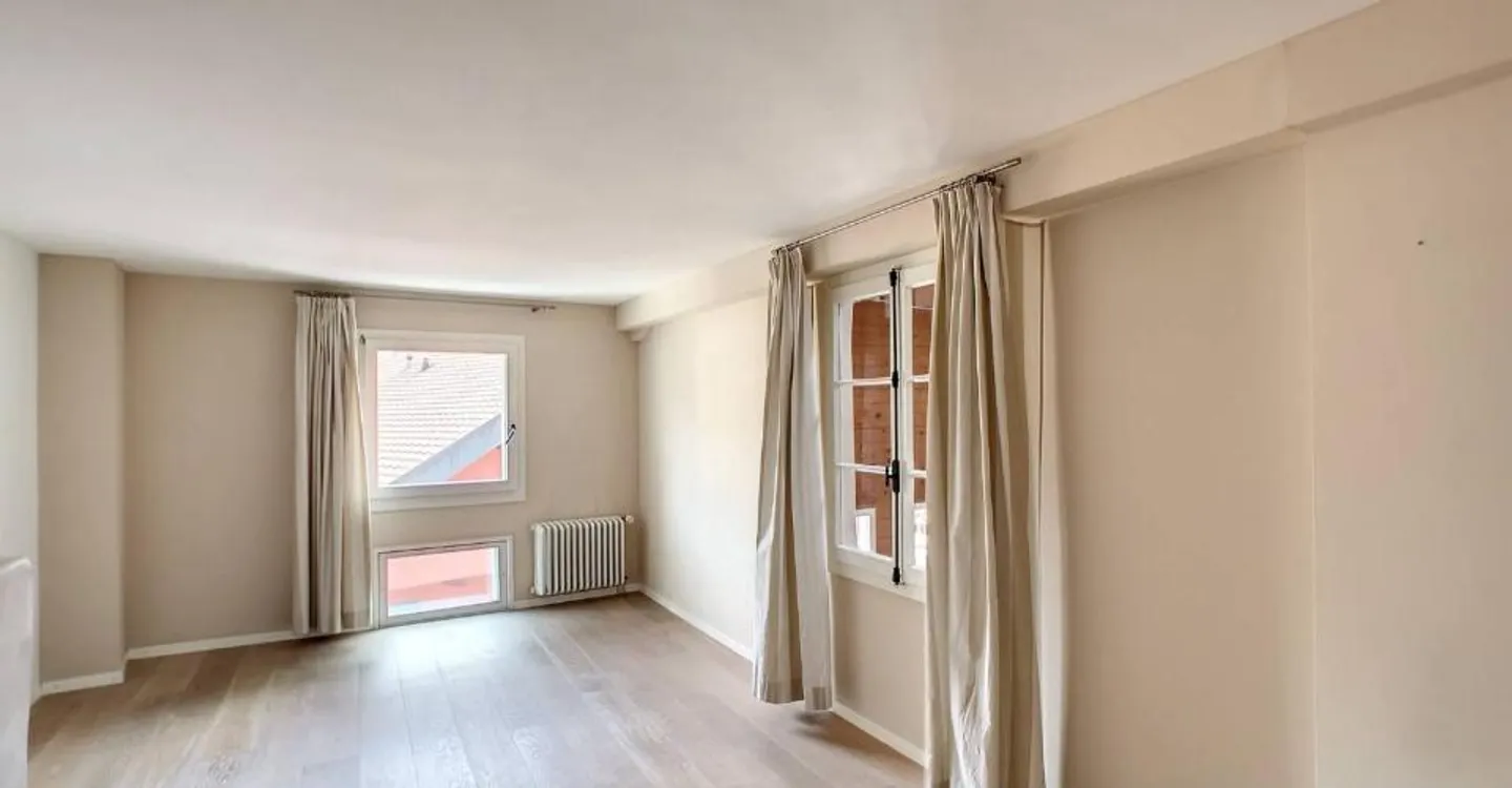 Großes charaktervolles Haus mit Erweiterungspotential - Foto 8 von 11