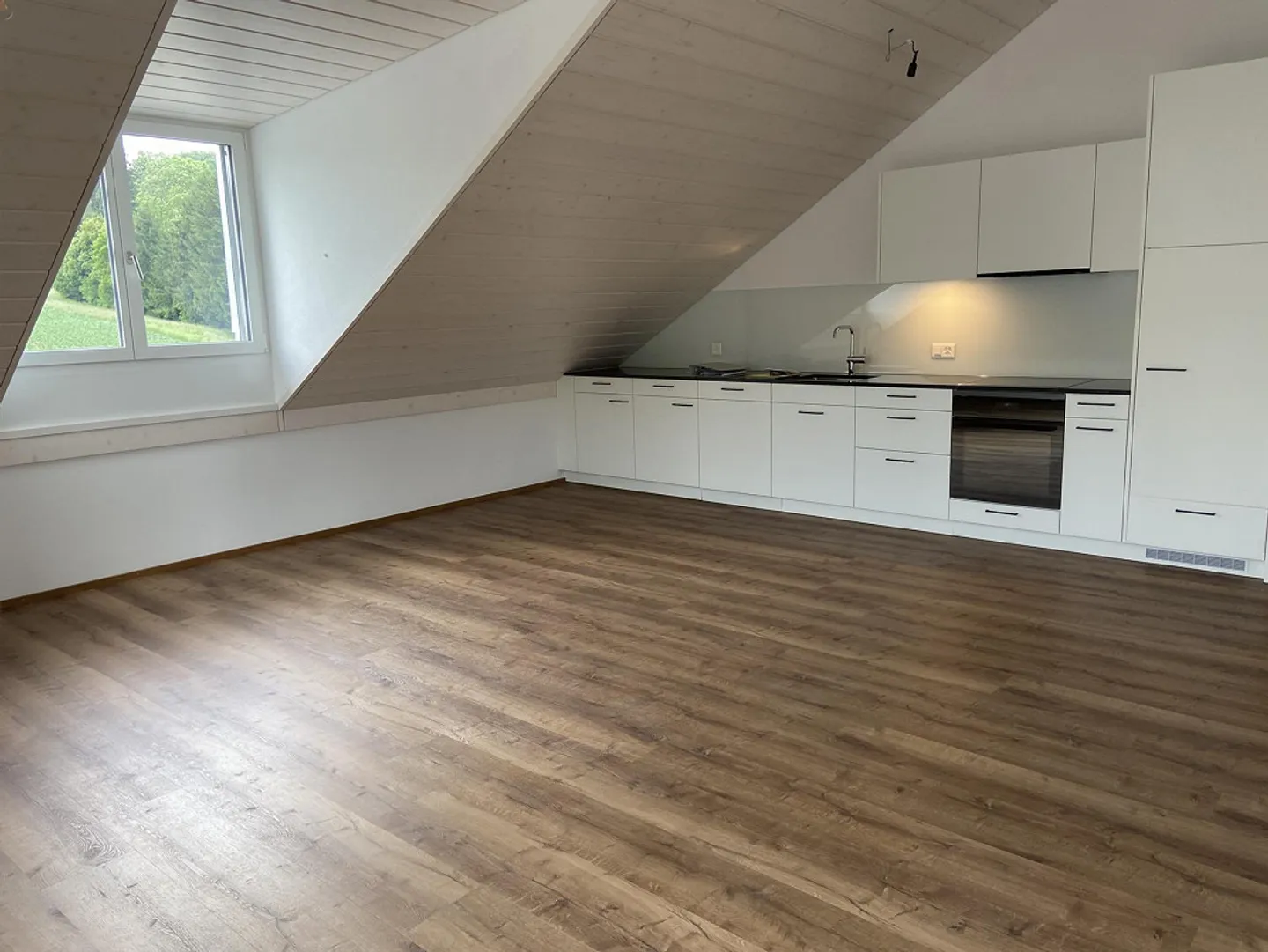 Discover Your New Living Oasis - Photo 2 of 6