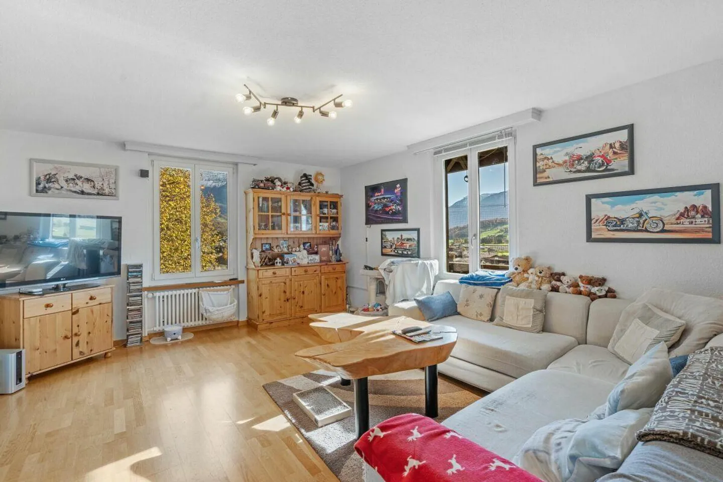 Historical Train Station Kaltbrunn - Space for Ideas, Life, and Visions - Photo 3 of 4