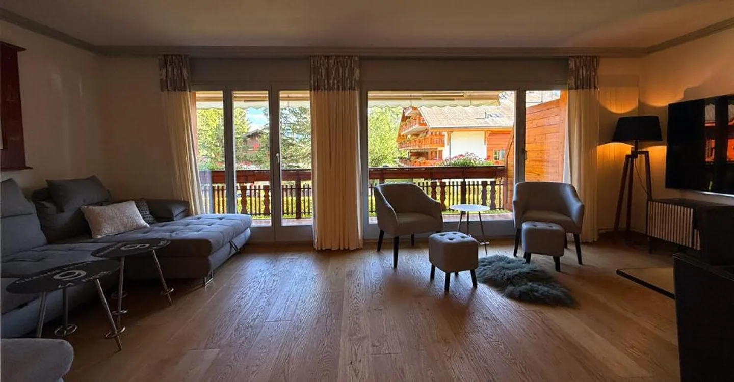 Luxurious 3.5-room apartment - Crans-Montana - Photo 2 of 12