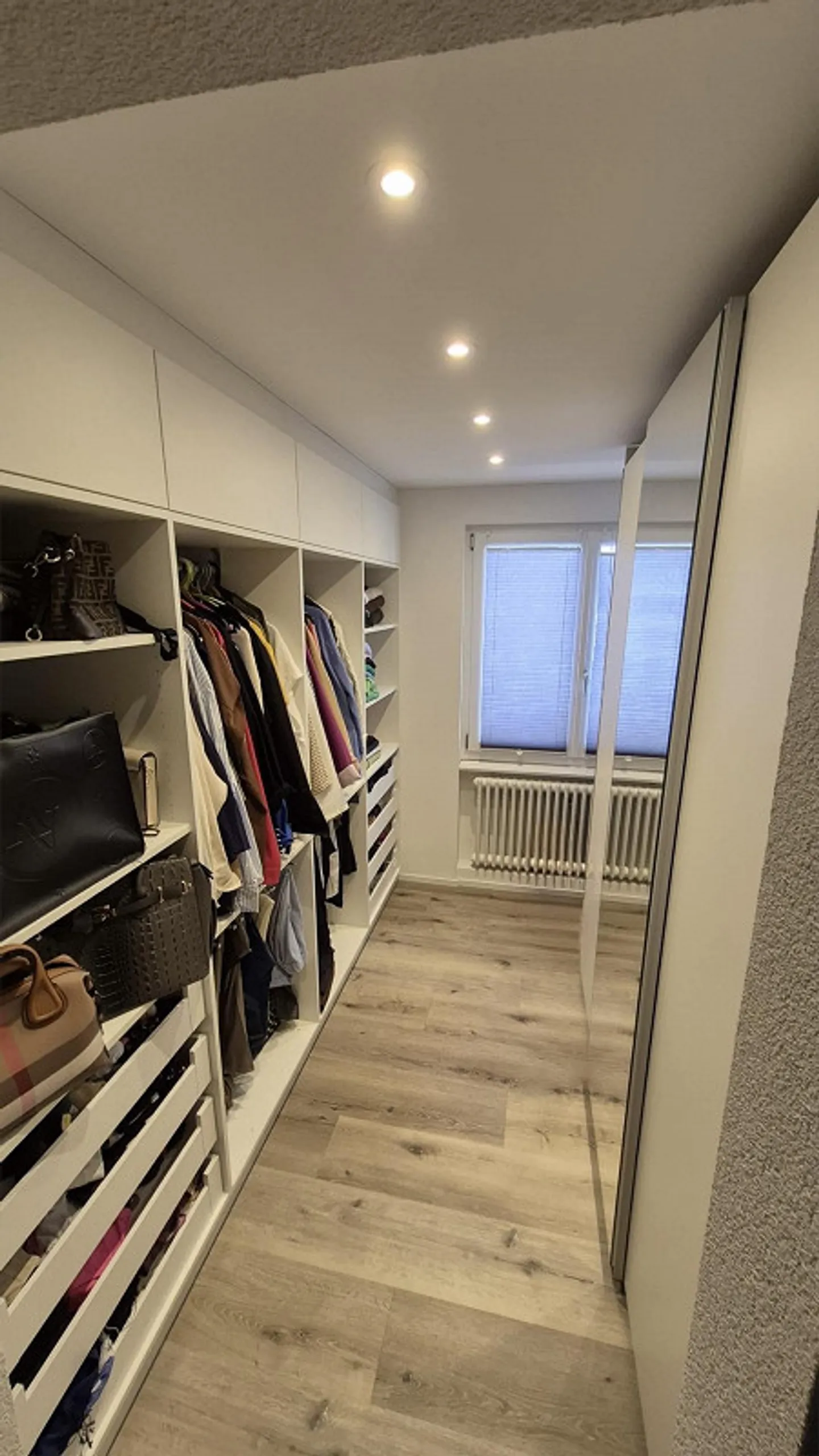 4.5-Room Semi-Detached House with Garden and Garage in Thürnen - Photo 10 of 11