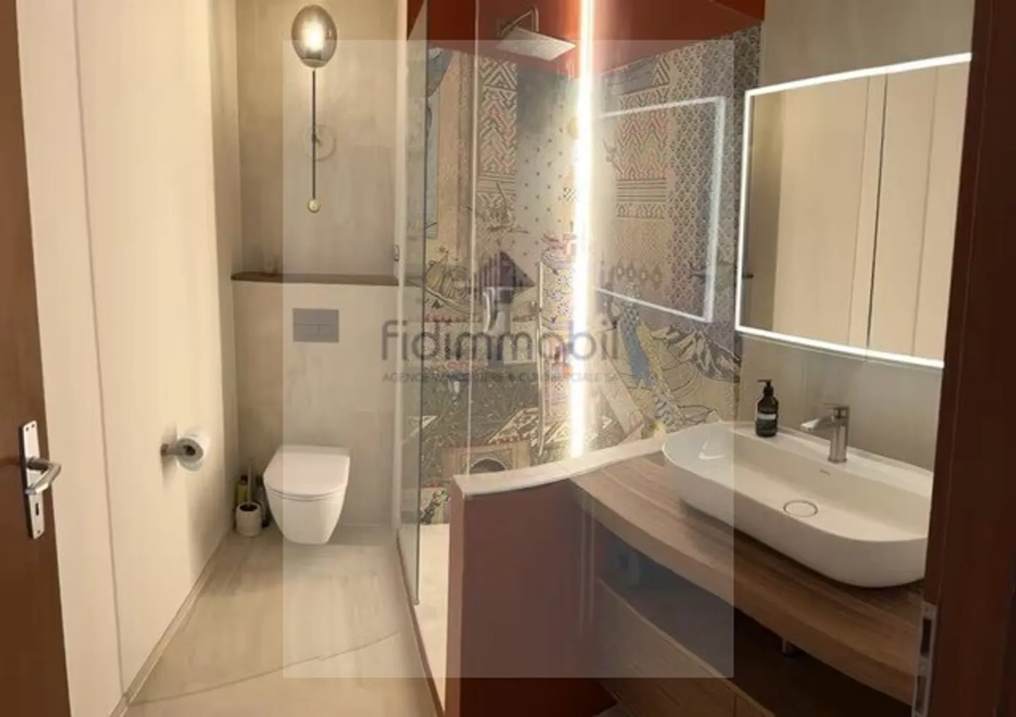 Charming Apartment in Neuchâtel - Photo 8 of 10